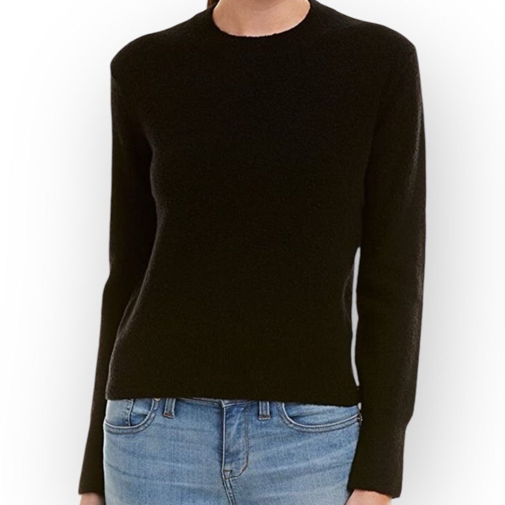 Vince Boucle Crewneck Sweater, Womens Small. Black pullover knit textured